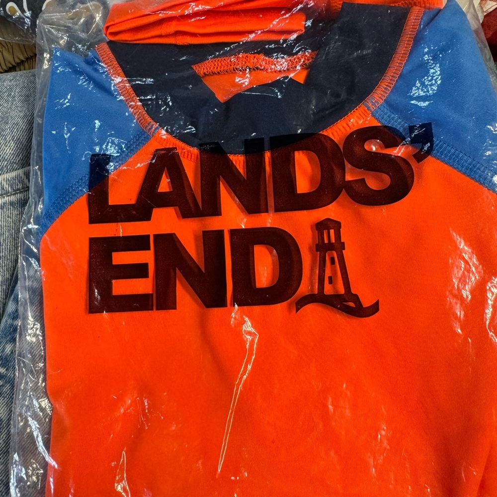 Lands end crew neck swim UPF 50 shock guard. Boys size L